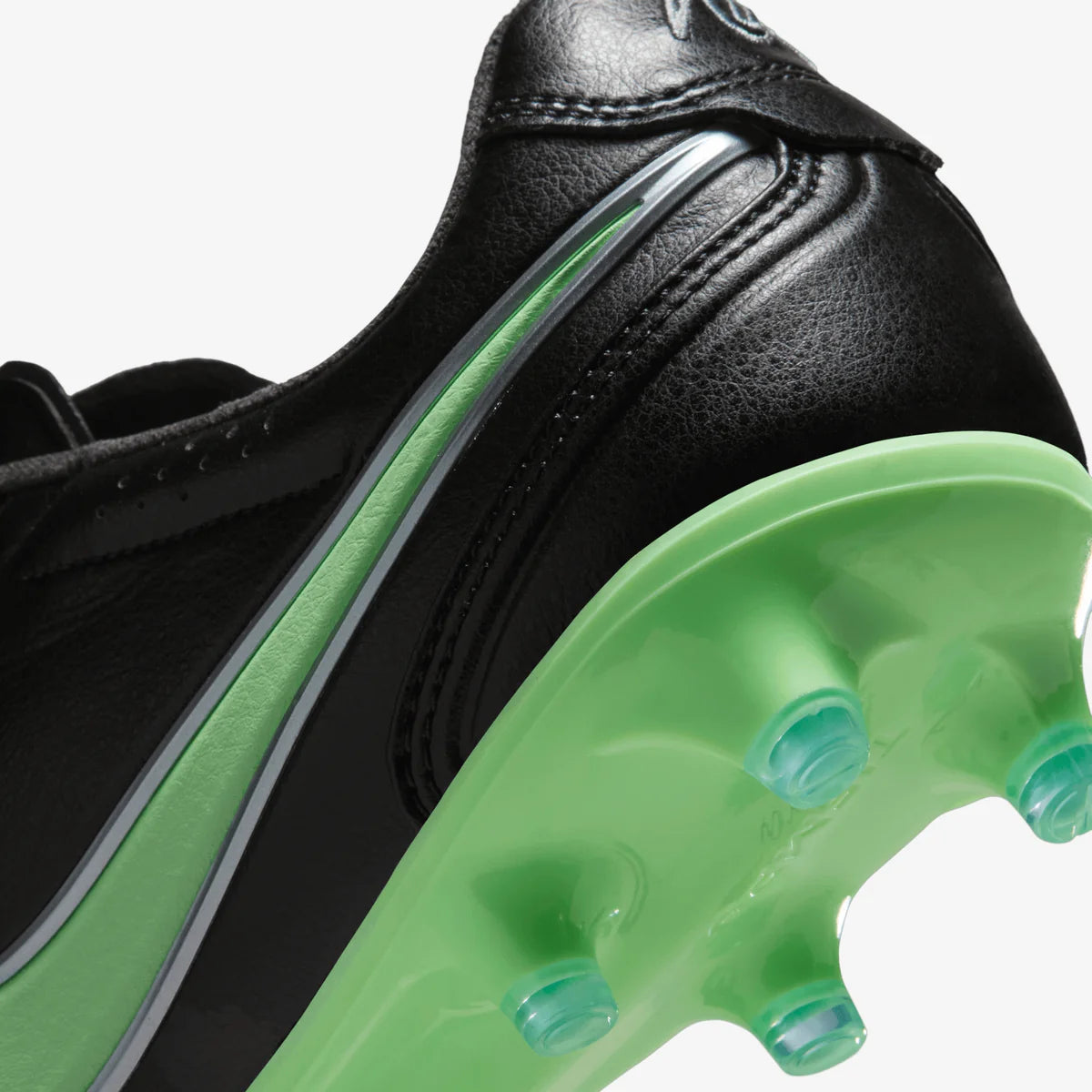 Nike Tiempo Ligera Pro