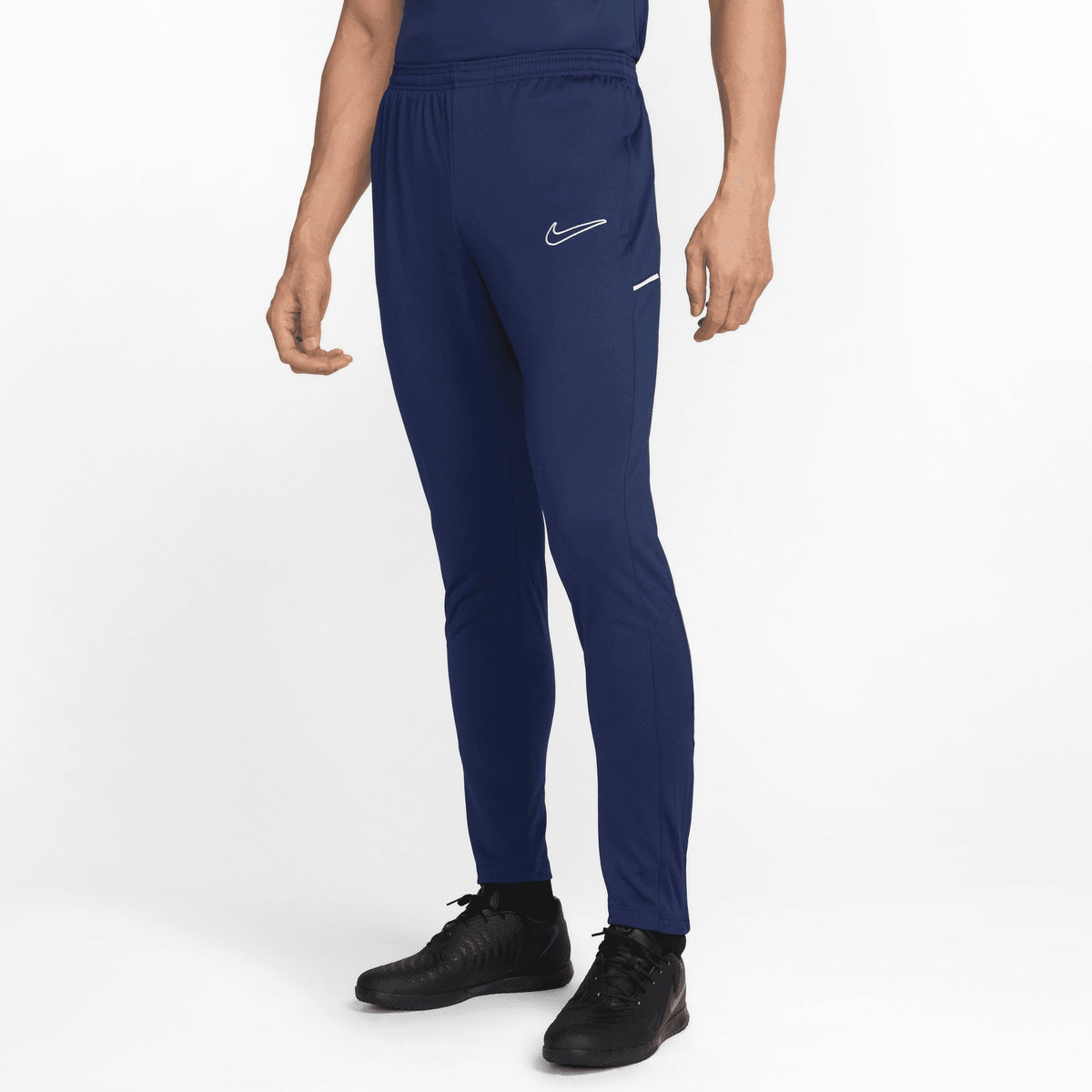 Nike Academy 25
