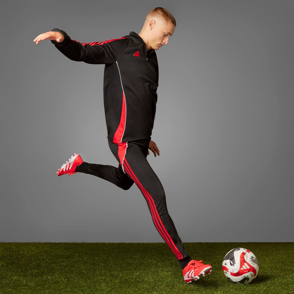 adidas Predator League Fold-Over Tongue