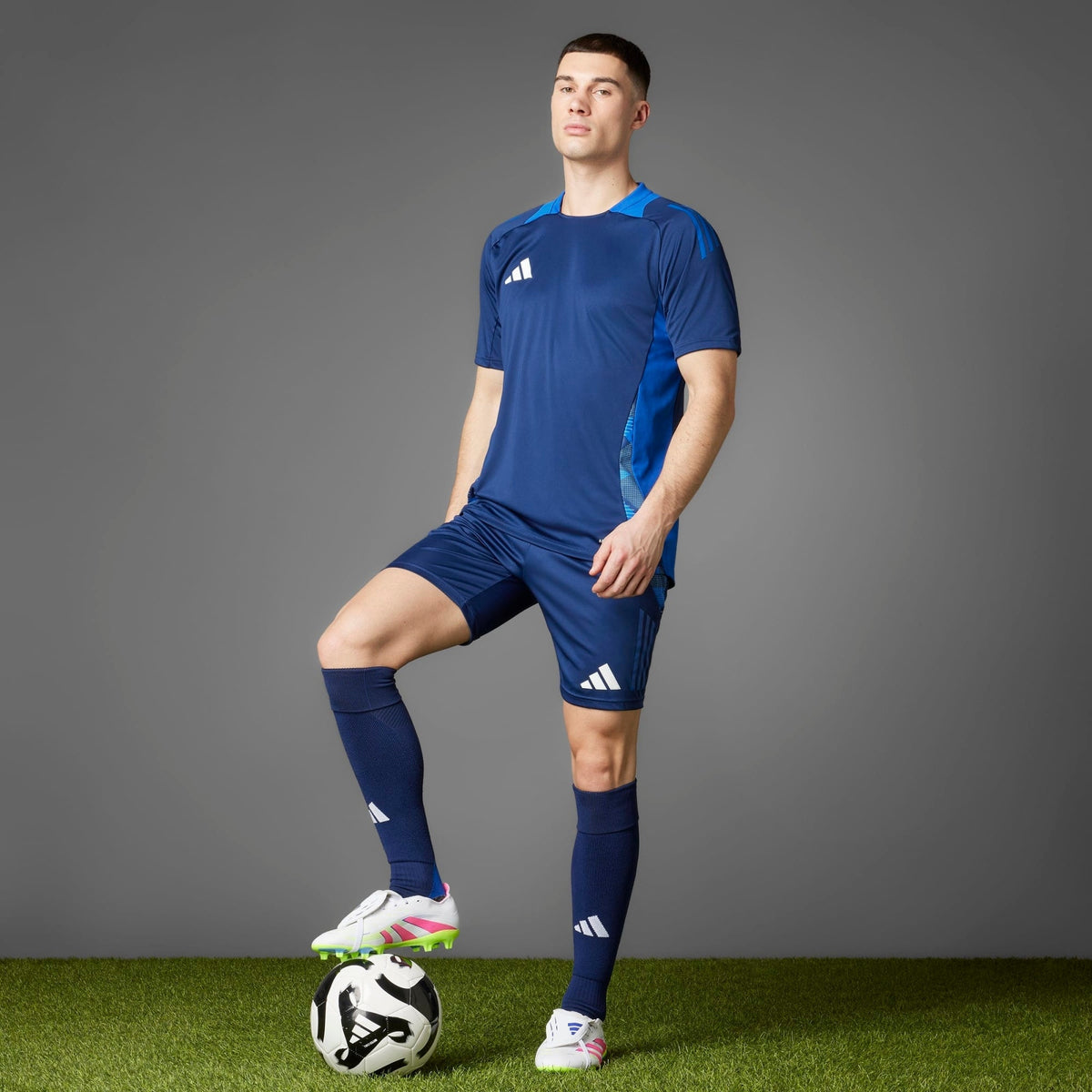 adidas Predator League Fold-Over Tongue