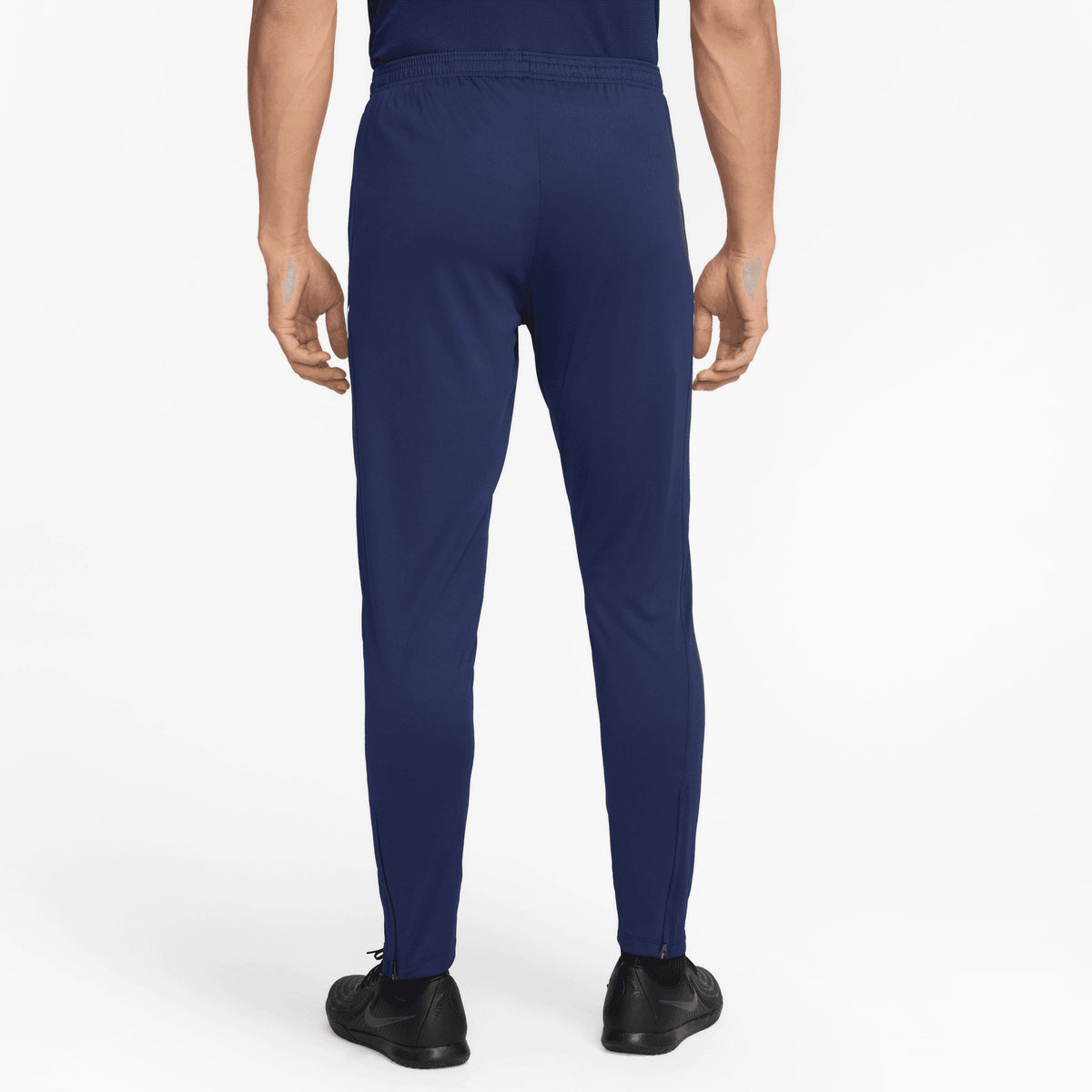Nike Academy 25