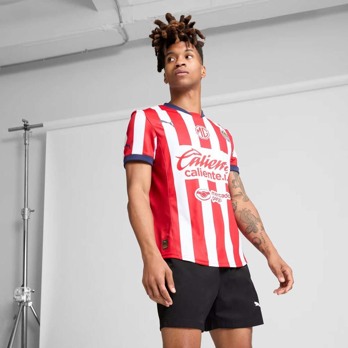 PUMA Chivas 2024/25 Stadium Home