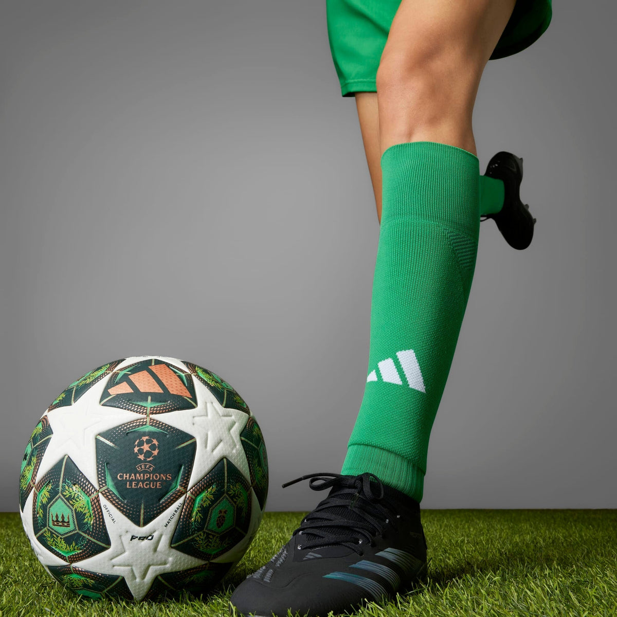 adidas UEFA Champions League Pro 24/25 Knockout Phase