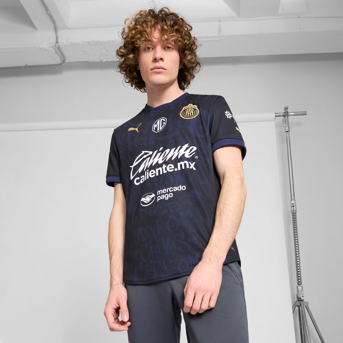PUMA Chivas '25 Stadium Alternative