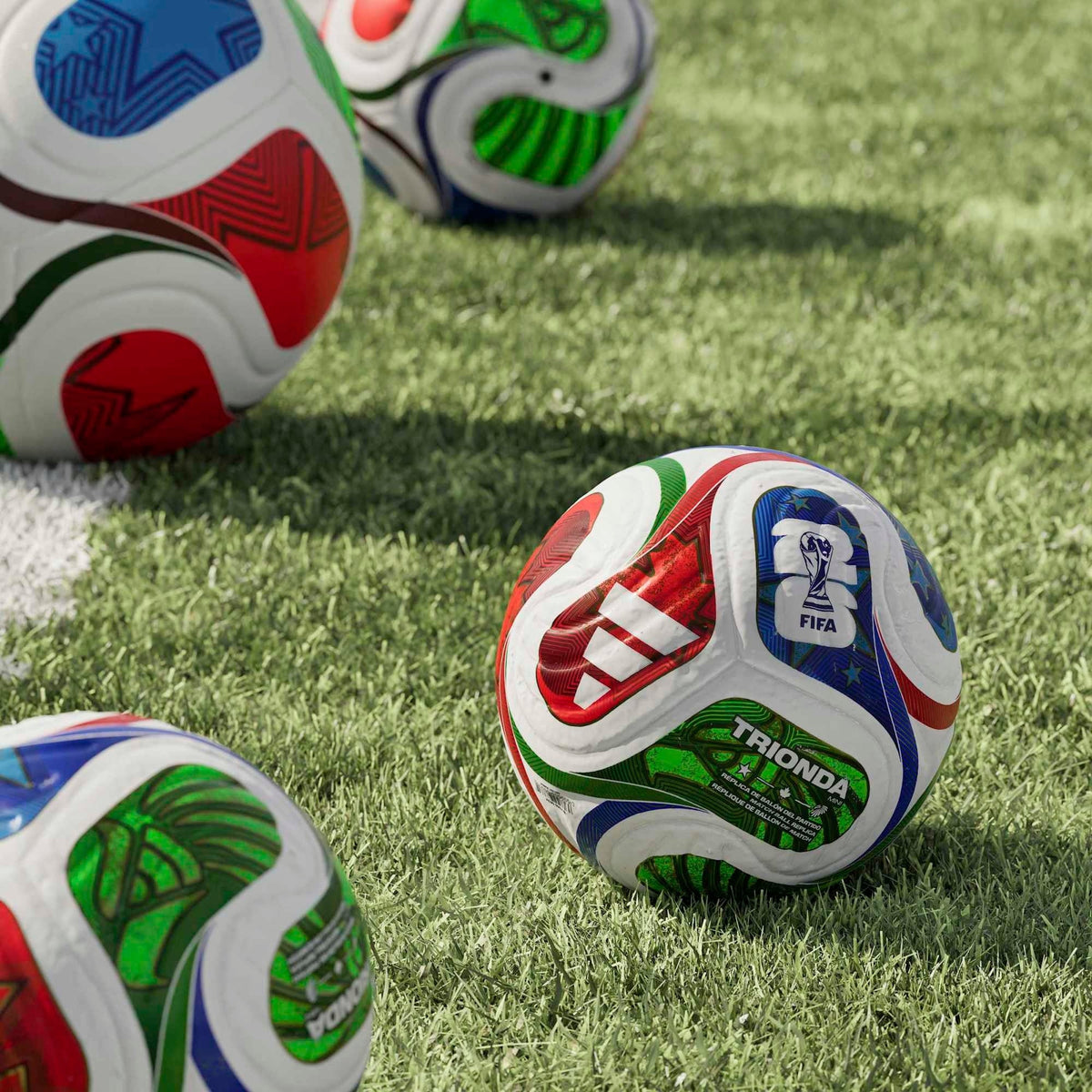 adidas FIFA World Cup 26™ Trionda Mini