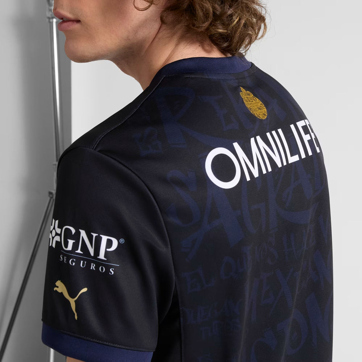 PUMA Chivas '25 Stadium Alternative