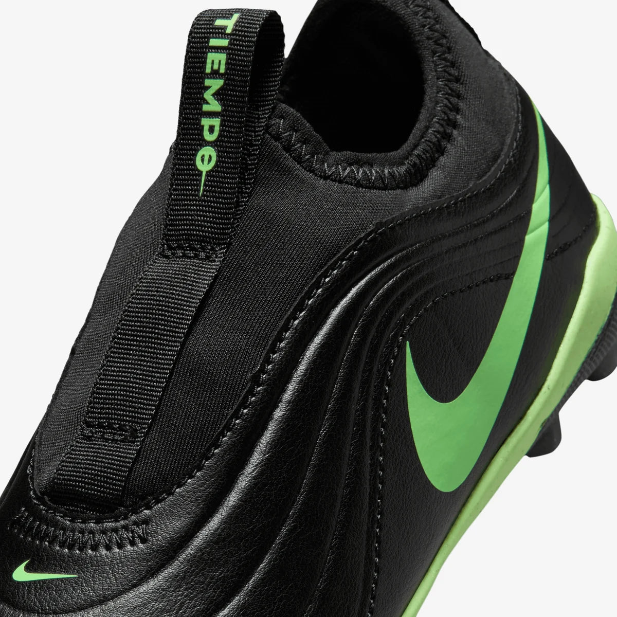 Nike Jr. Tiempo Maestro Club Flex