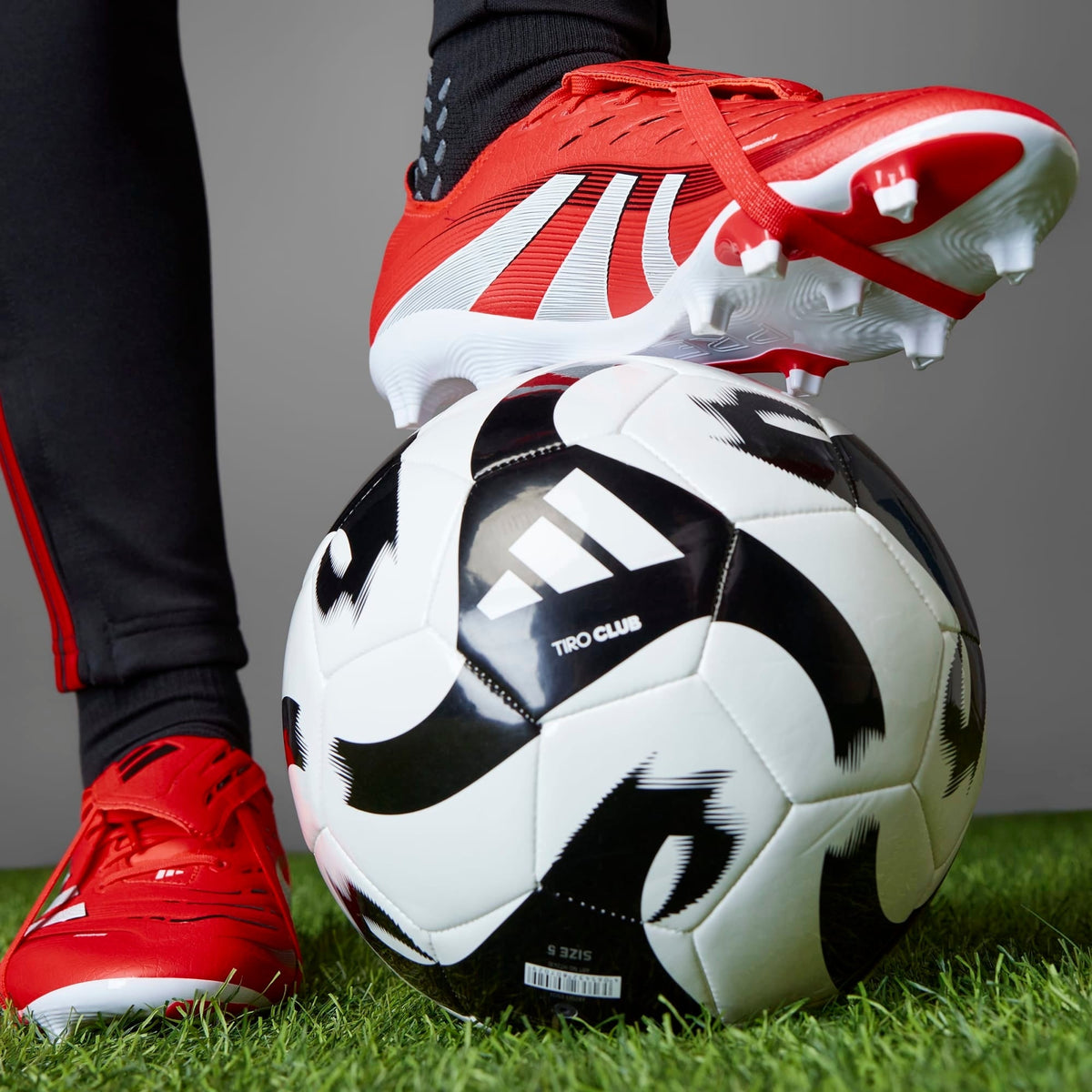 adidas Predator League Fold-Over Tongue