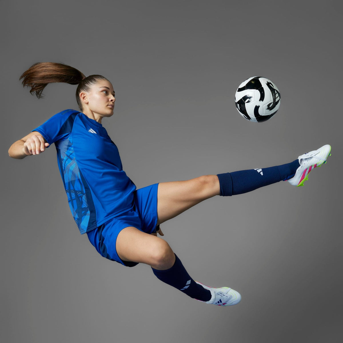 adidas Predator League Fold-Over Tongue
