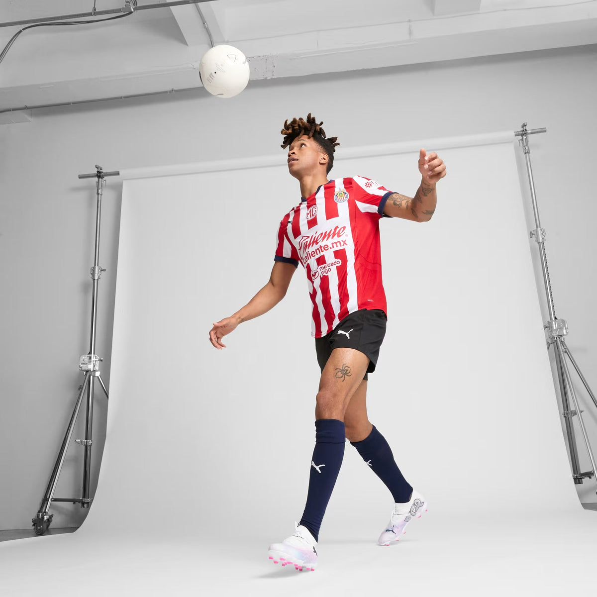 PUMA Chivas 2024/25 Match Home Promotional