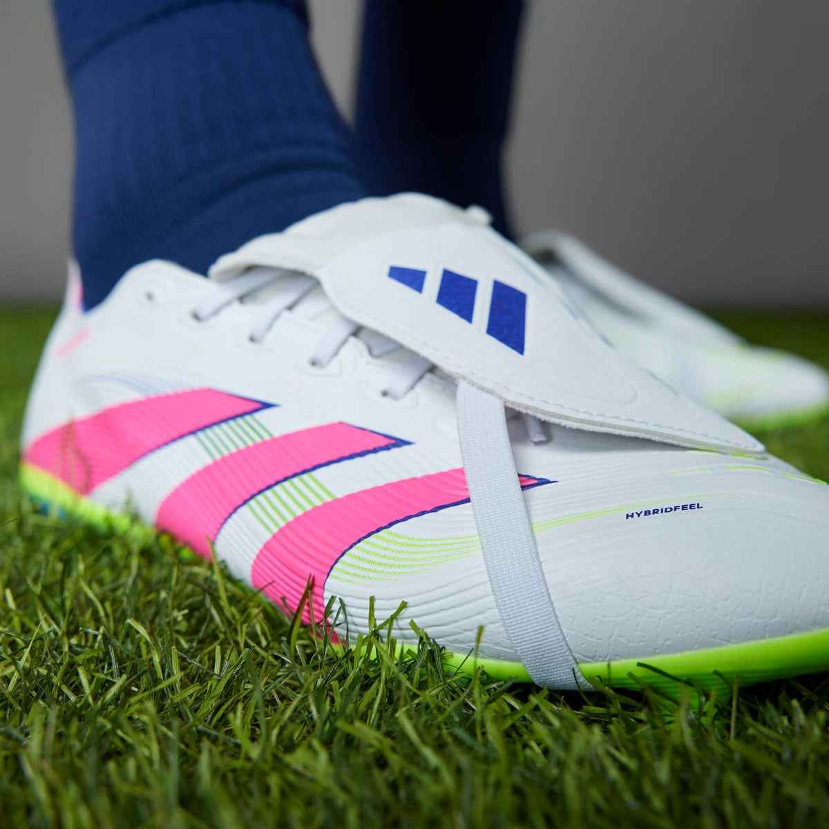 adidas Predator League Fold-Over Tongue