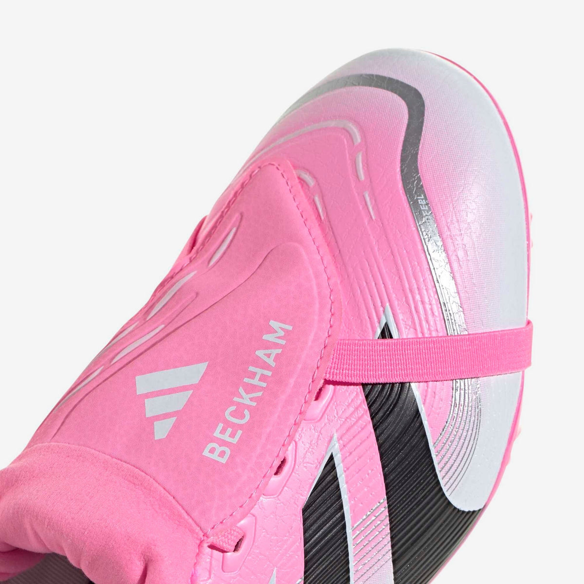 adidas Predator League Fold-Over Tongue