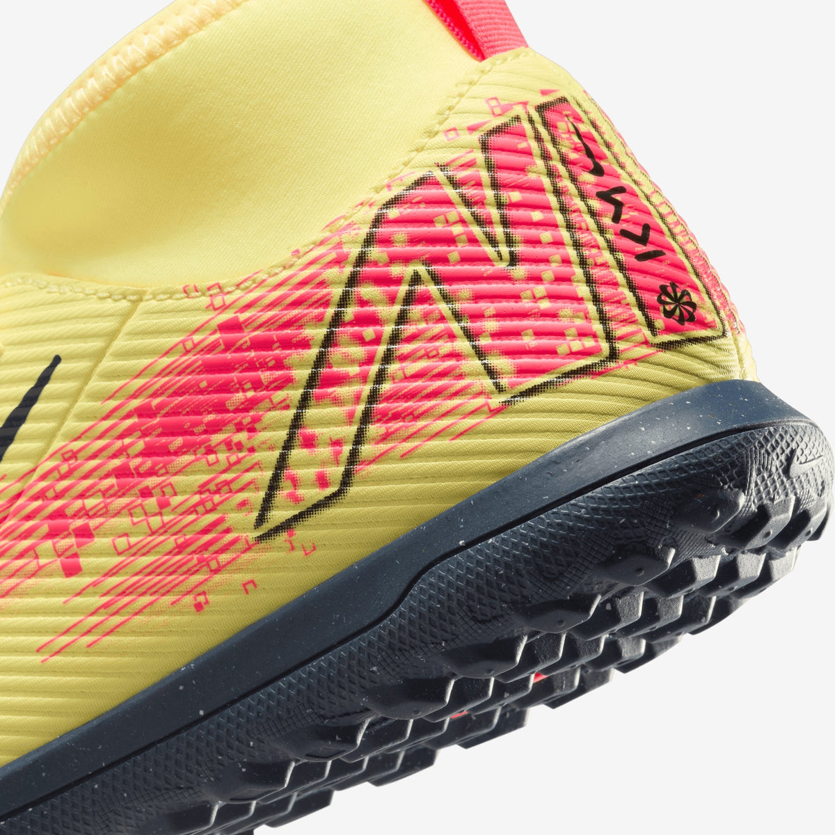 Nike Jr. Mercurial Superfly 10 Club "Kylian Mbappé"
