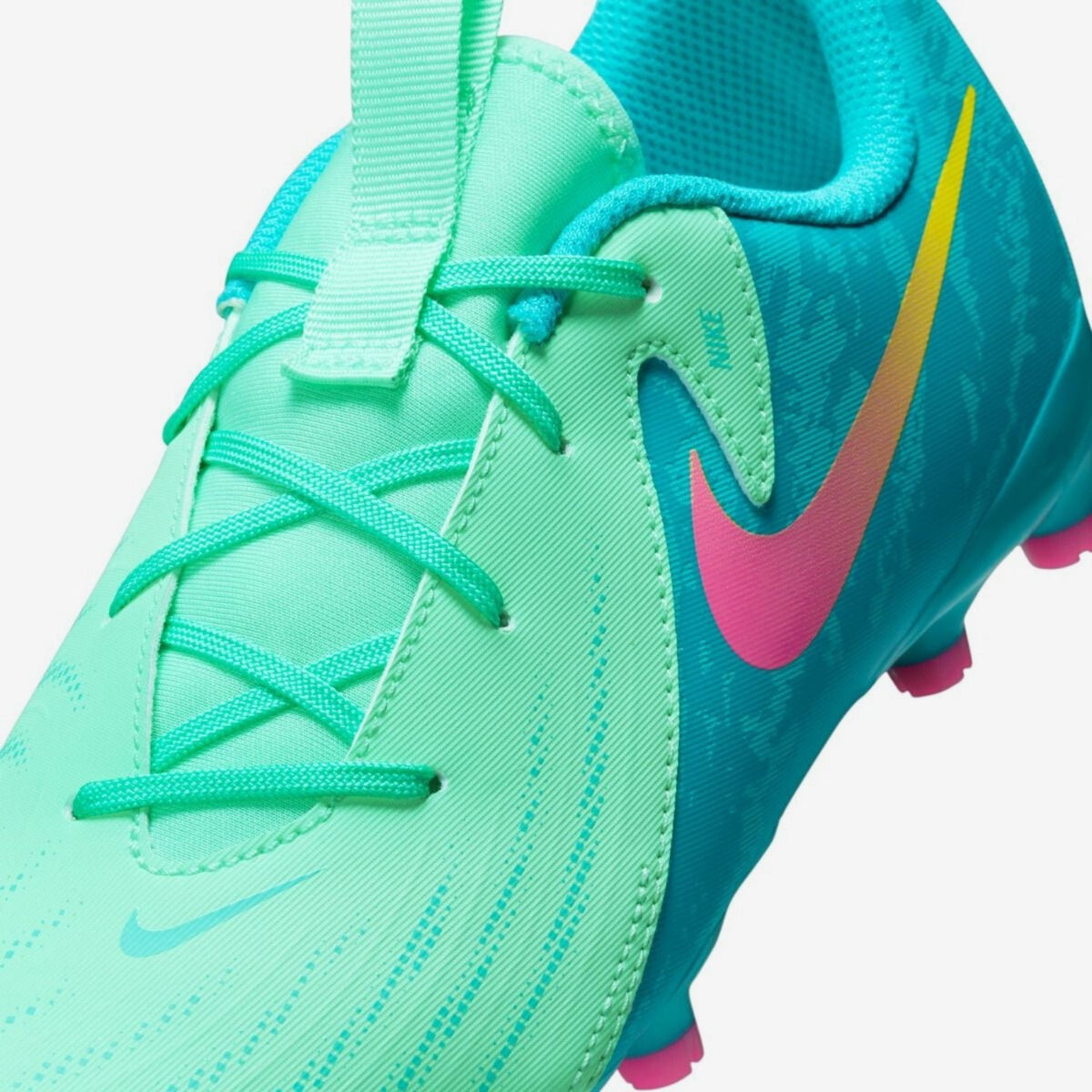 Nike Jr. Phantom GX 2 Academy LV8