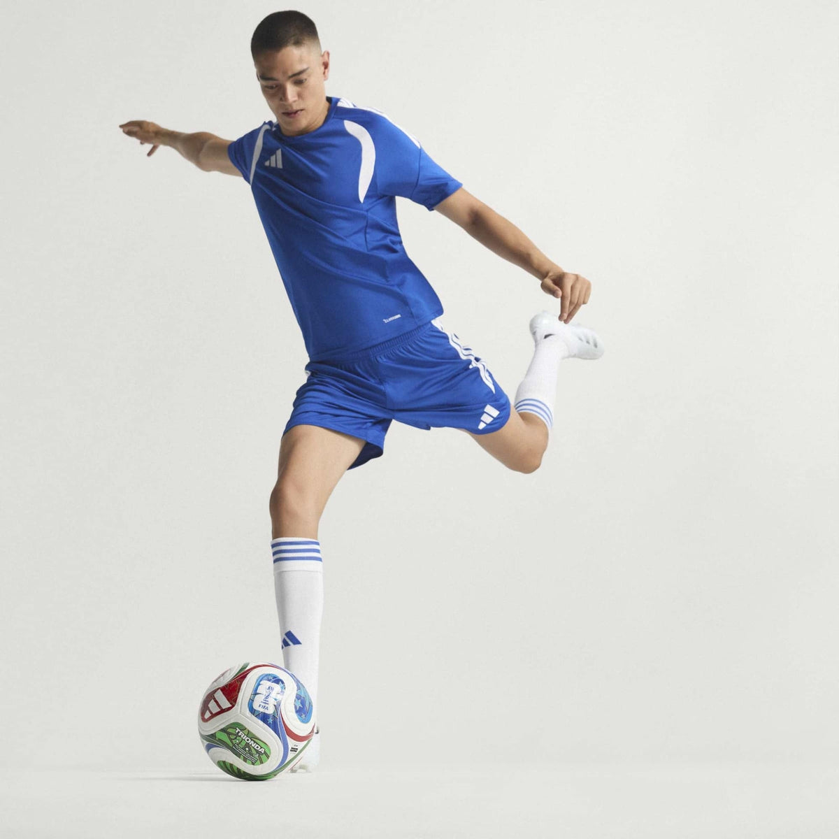 adidas FIFA World Cup 26™ Trionda Pro