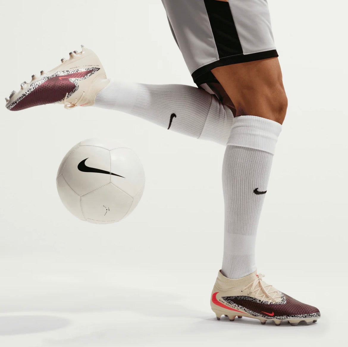 Nike United Phantom 6 High Academy