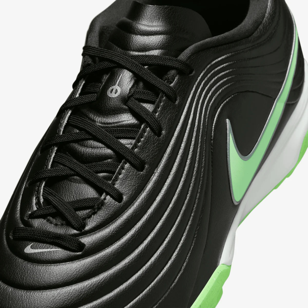Nike Tiempo Maestro Academy