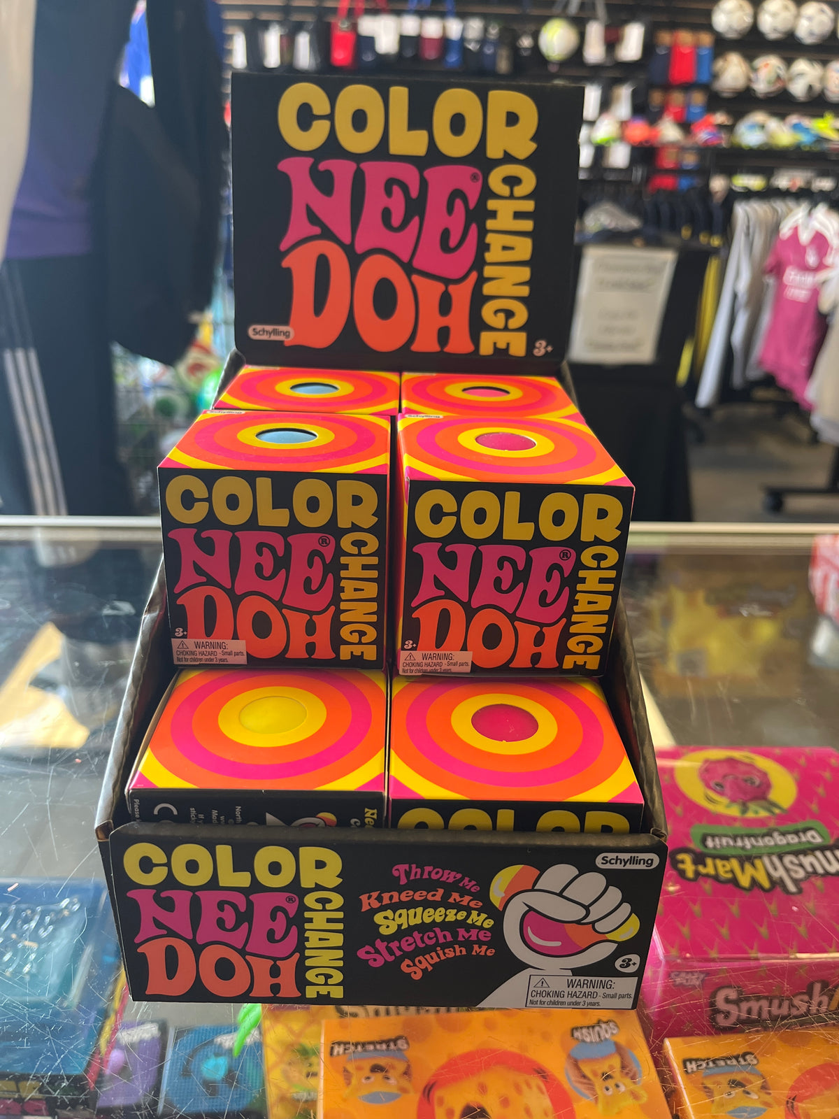 Color Change Needoh